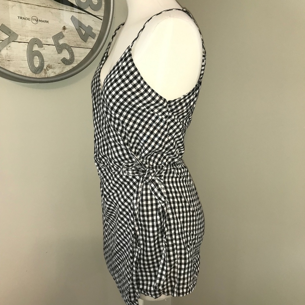 LIONESS Rougue gingham revolve romper - Picture 5 of 11